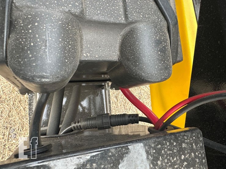 2025-neks-fifth-wheel-wrecker-attachment-image-4