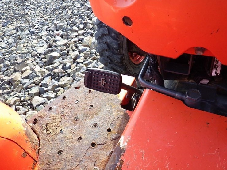 kubota-l2501-image-18