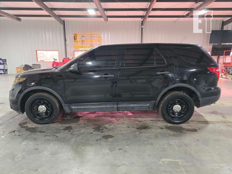 2014-ford-explorer-image-5