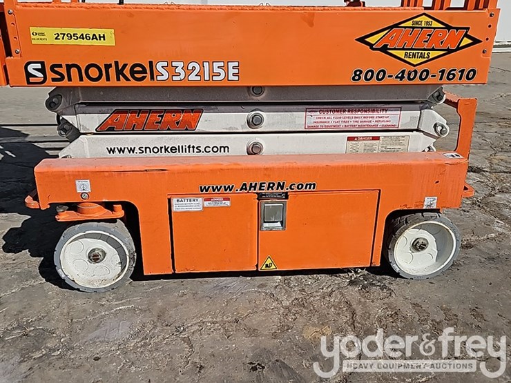 2017-jlg-1930es-image-9