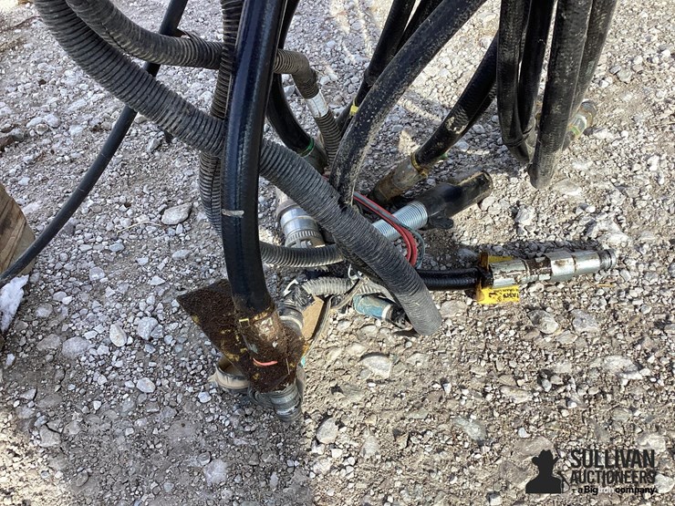 2011-john-deere-1790-image-11