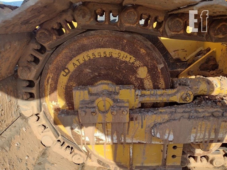 2021-deere-650k-lgp-image-28