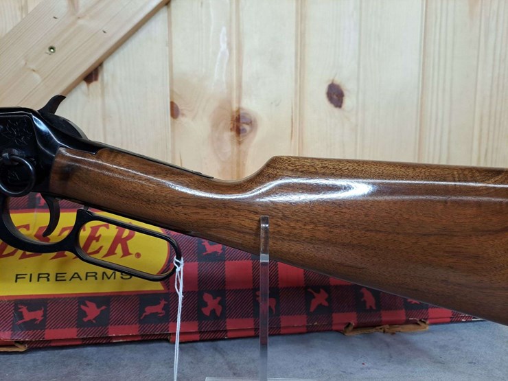 winchester-model-94-canadian-centennial-commemorative-.30-30-lever-action-carbine-image-3