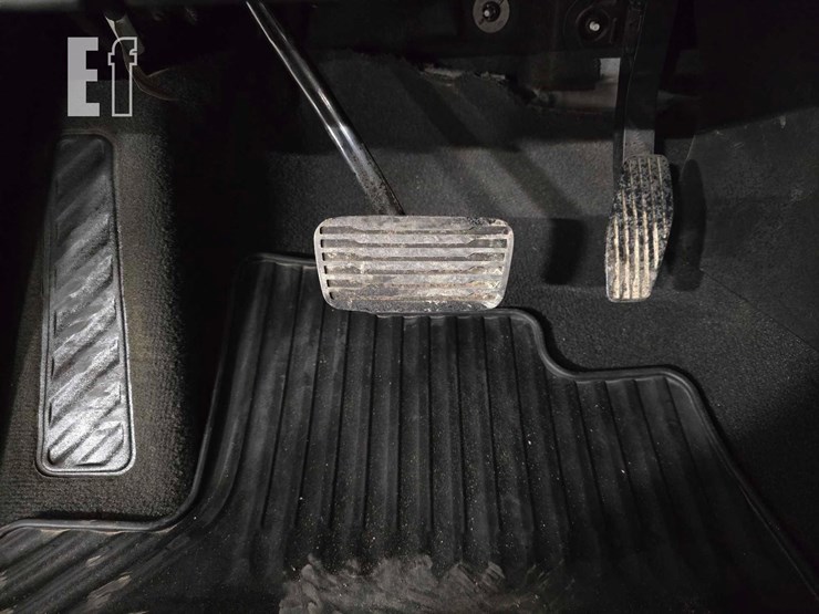 2021-gmc-sierra-1500-image-11