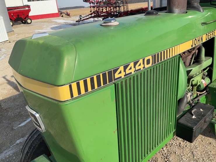 1980-john-deere-4440-image-15