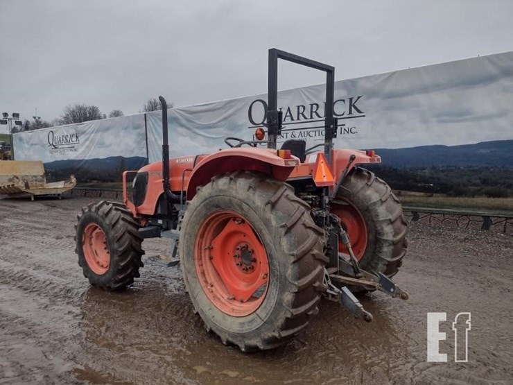 10-kubota-m108-tractor-image-25