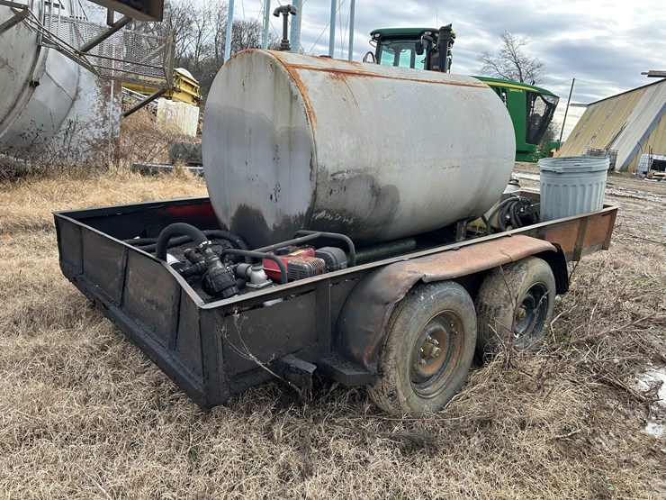 #38411-•-550-gal-12'-s/a-fuel-trailer-image-3