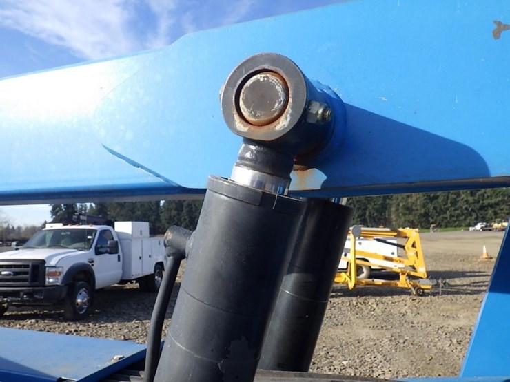 2013-genie-z40/23n-rj-image-13