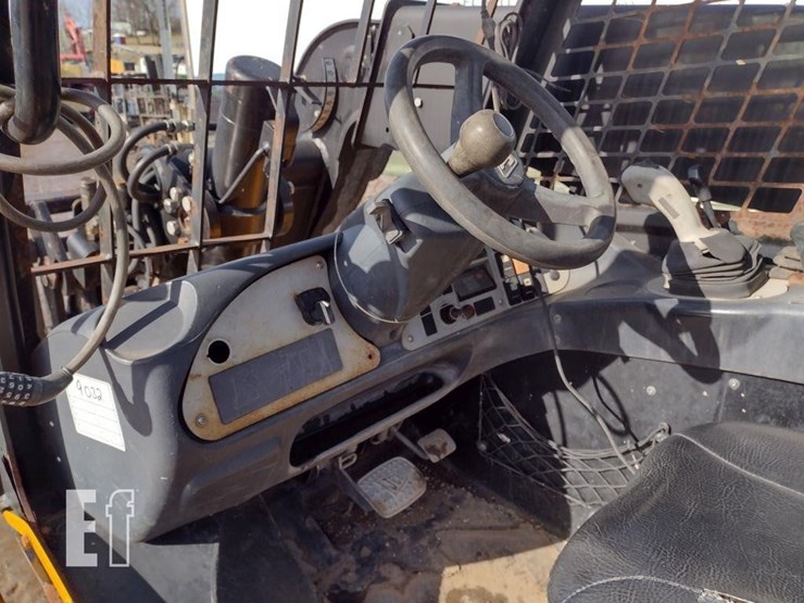 2013-jcb-527-55-image-10