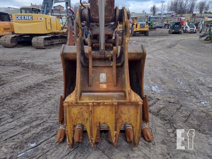 2021-komatsu-pc170-lc-11-image-16