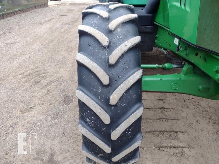 2014-john-deere-6140m-image-16