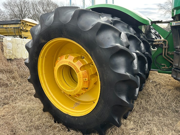 2013-john-deere-9560r-image-10