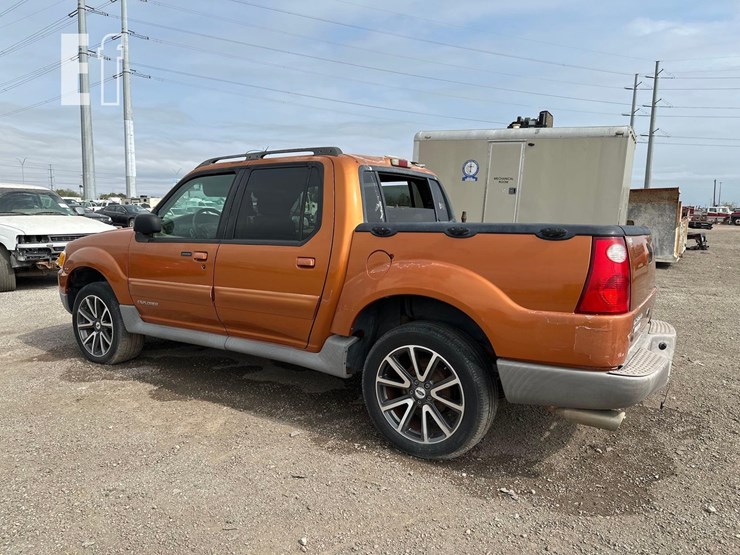 2001-ford-explorer-sport-trac-image-4