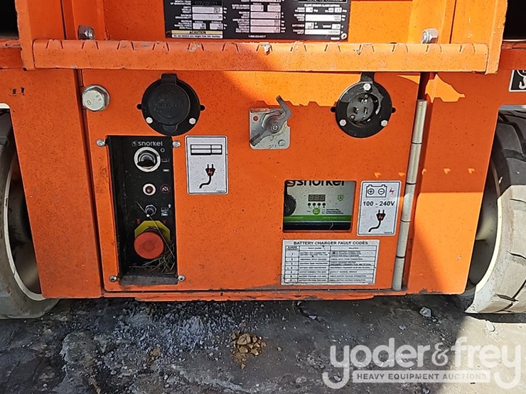 2017-jlg-1930es-image-15