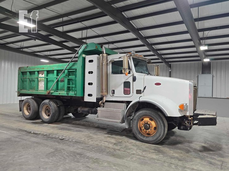 2013-peterbilt-365-image-2