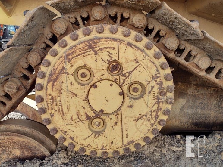 caterpillar-d6h-image-27