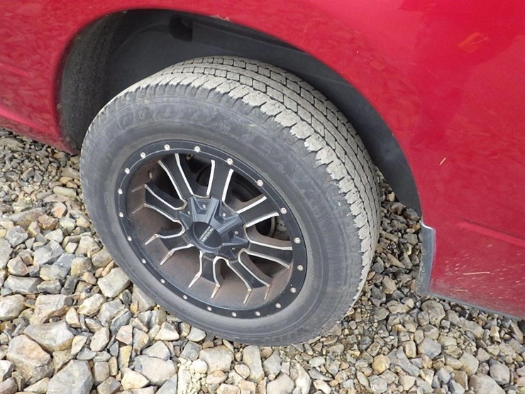 2011-dodge-ram-1500-image-25