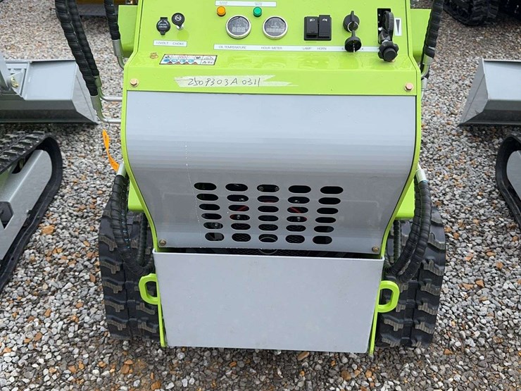 unused-mini-skid-steer-loader-image-5