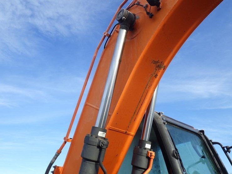 doosan-dx140-lc-5-image-23