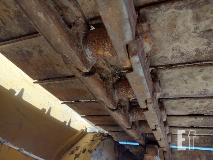 2020-deere-450k-image-40