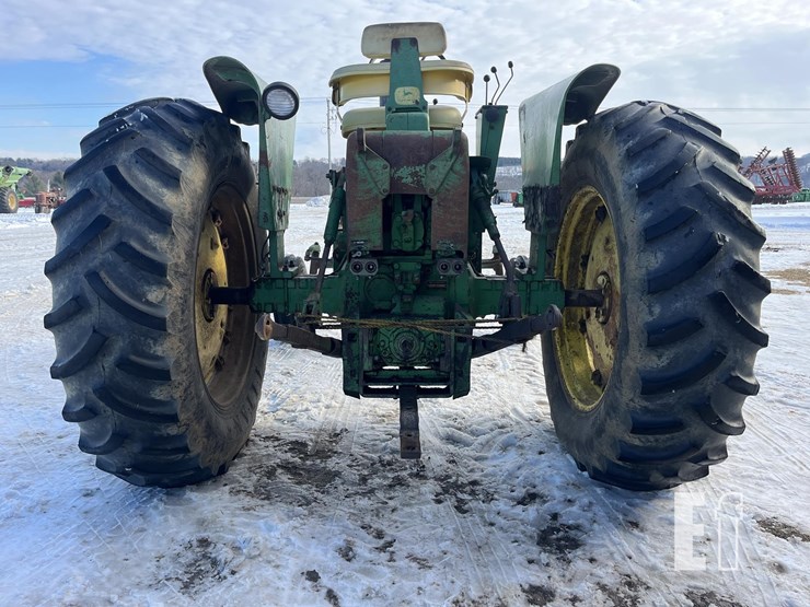 john-deere-3020-image-4