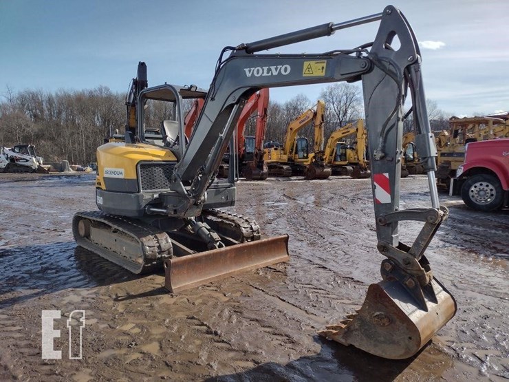 2016-volvo-ecr58d-image-48