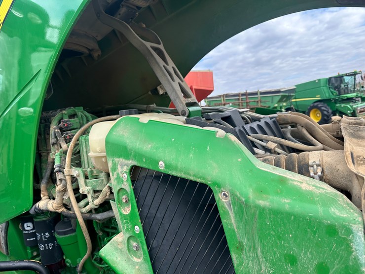 2010-john-deere-8345r-image-60