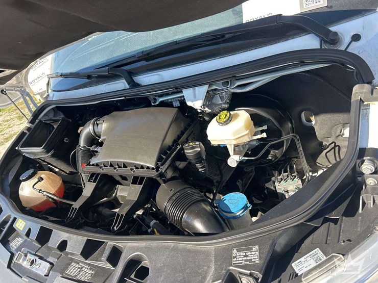 2022-mercedes-benz-sprinter-1500-image-7