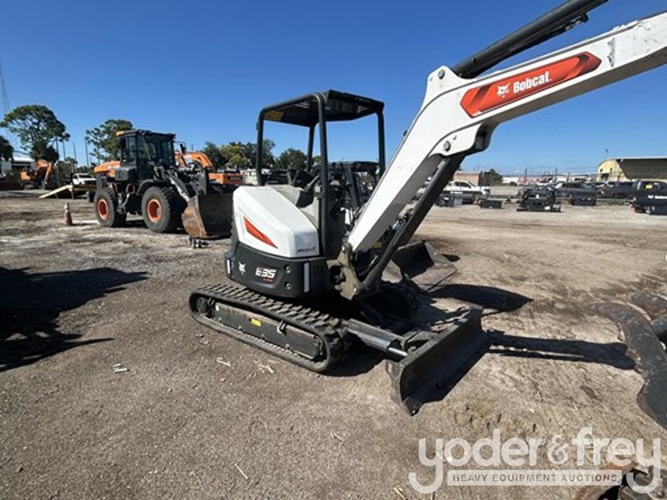 2022-bobcat-e35r2-image-6