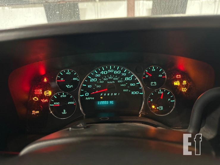 2018-chevrolet-express-2500-image-16