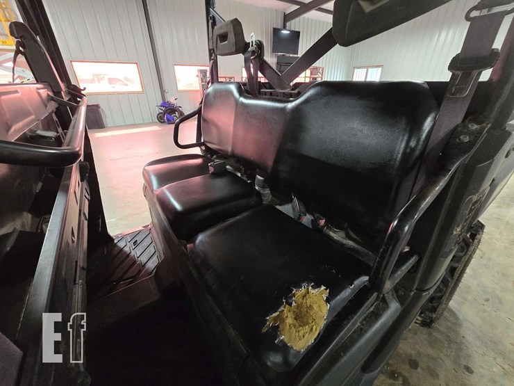 2015-polaris-ranger-crew-image-15