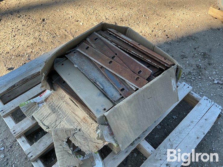 claas-corn-head-chopping-blades-&-shields-image-5