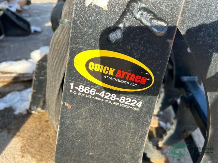 grapple-bucket-for-mini-skid-steers-image-3