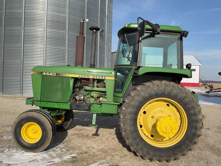 1980-john-deere-4440-image-2