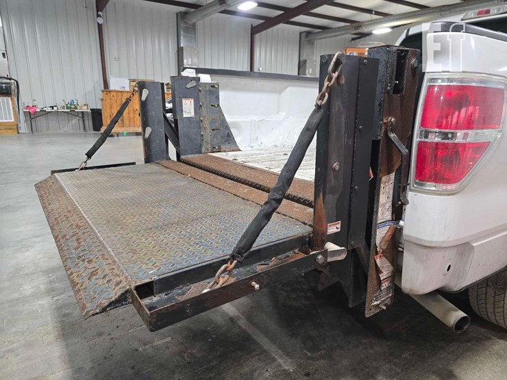 2013-ford-f150-xlt-image-10