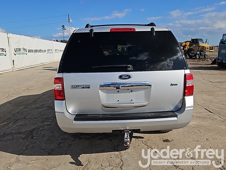 2014-ford-expedition-image-13