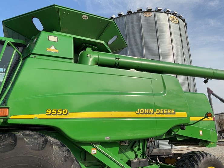 john-deere-9550-image-12