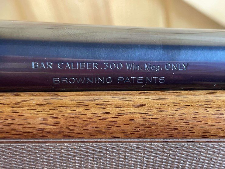 browning-bar-.300-win.-mag.-semiauto-rifle-image-7