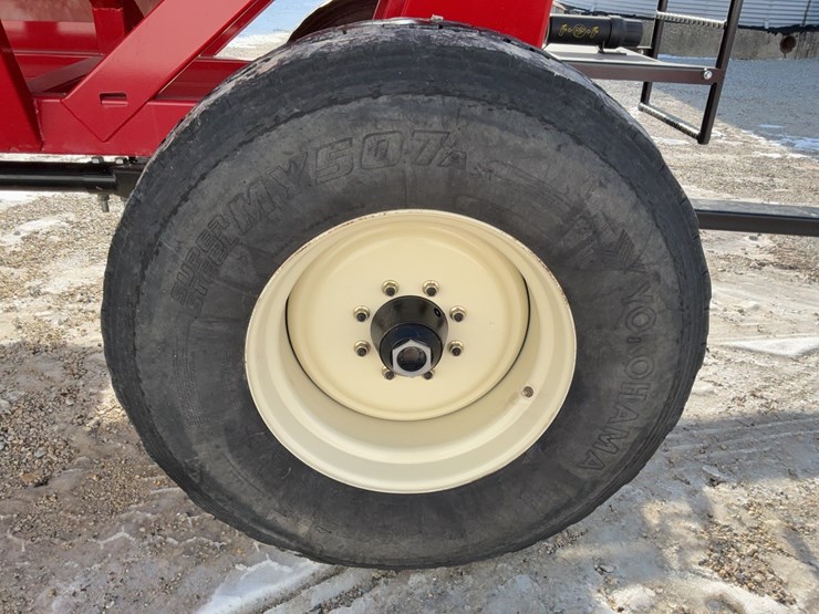 j&m-555-gravity-wagon-image-42