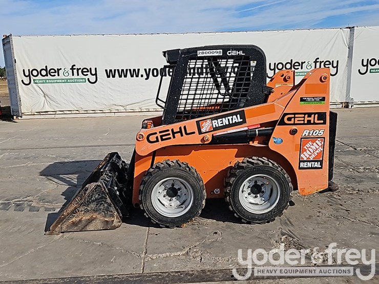 2019-gehl-r105-image-2