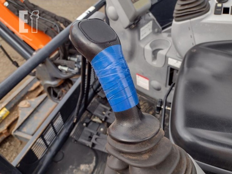 hitachi-zx50u-5n-image-10