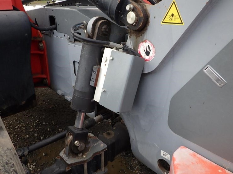 2018-skyjack-sj1056th-image-32