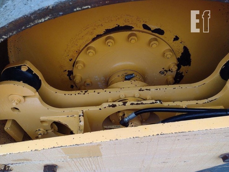 2014-volvo-sd115-image-17