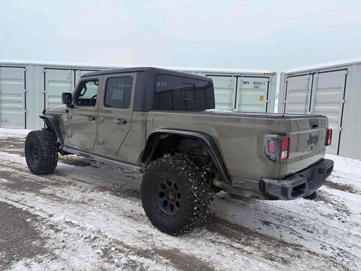 2020-jeep-gladiator-image-4
