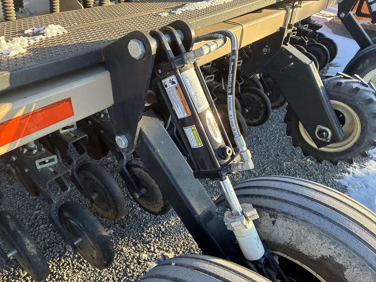 2022-remlinger-2300-image-31