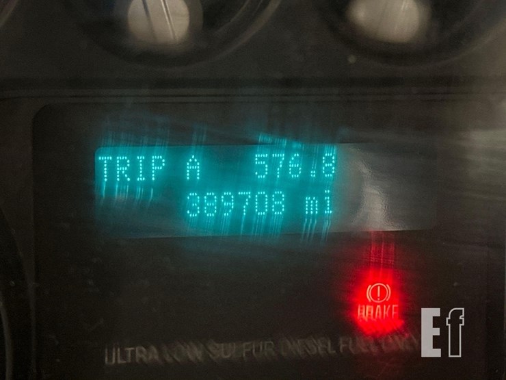 2015-ford-f750-image-27