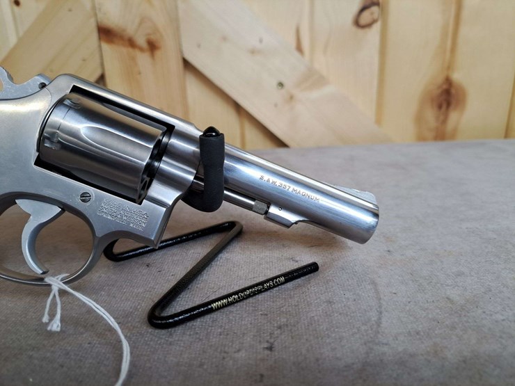 smith-&-wesson-model-65-3-.357-magnum-da-revolver-image-24