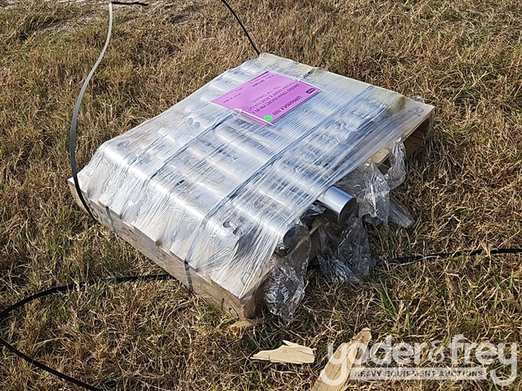 caterpillar-320-image-2