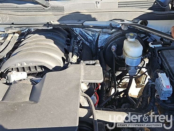 2015-chevrolet-silverado-1500-image-18