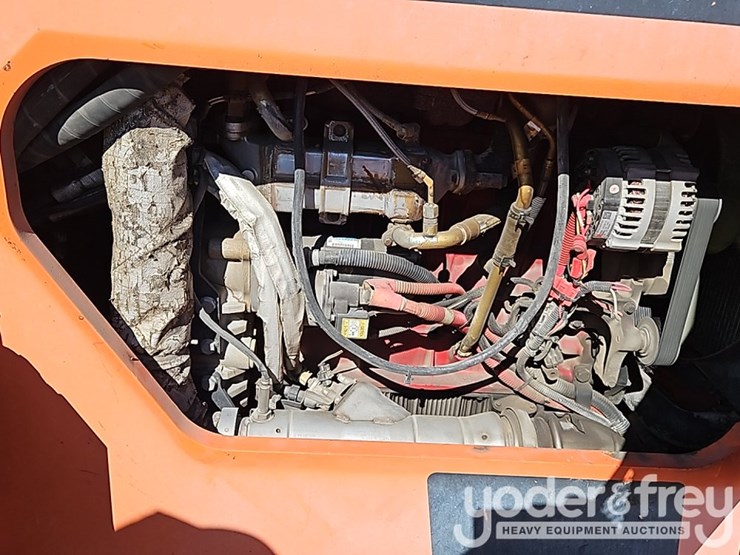 2016-sky-trak-8042-image-21